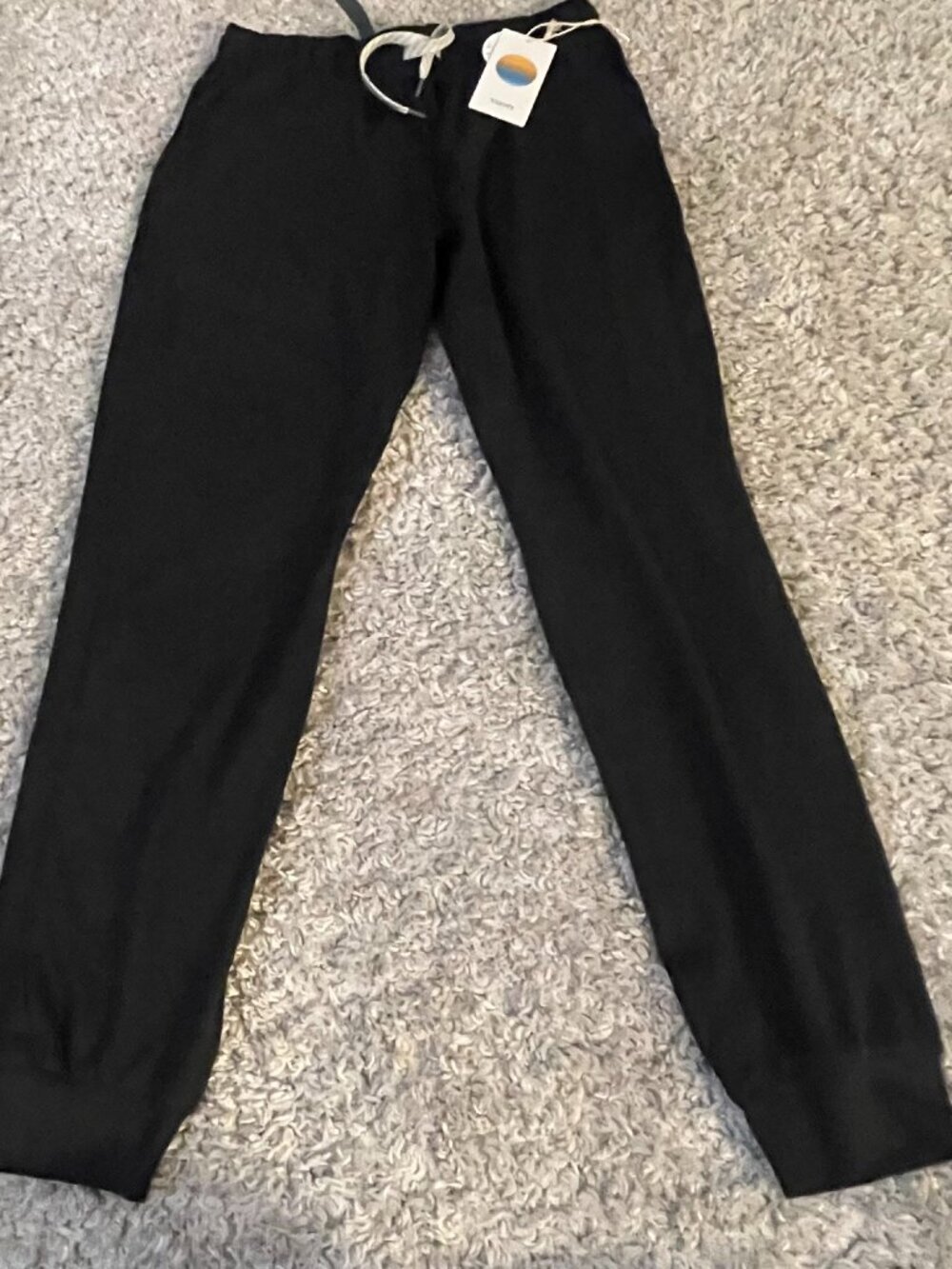 Vuori Performance Jogger Long Black Women’s Size S NWT